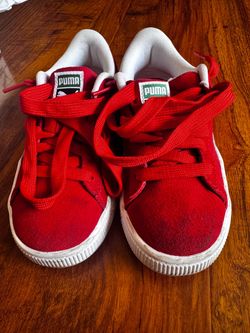 Kids Puma Suede Classics Size 1C