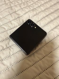 Samsung Galaxy Z Flip 7 Unlocked