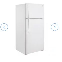 GE 16.6-cu ft Standard-Depth 28-in Wide Top-Freezer Refrigerator ( White )