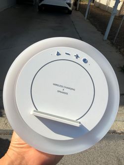 Wireless Charging Speaker