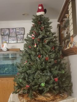 7.5 Foot  Christmas Tree