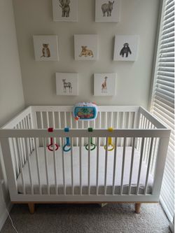 White crib