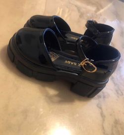 Kids dress shoes