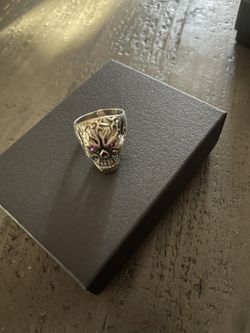 New Mens Ring 