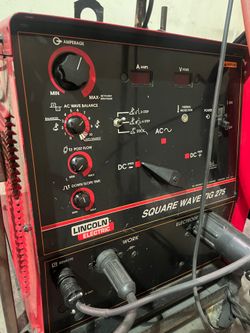 Lincoln Electric Square Wave TIG 275 Welder