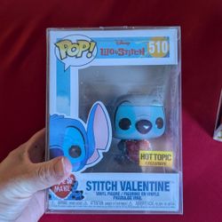 Lilo and Stitch 510 Funko Pop Hot Topic Exclusive Stitch Valentine With Protective Case