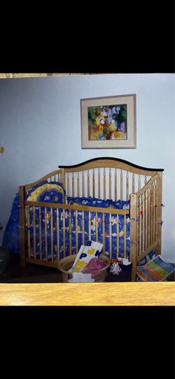 Baby crib