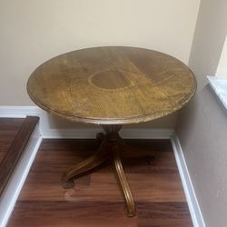 Ethan Allen Round End Table Chairside Table Regents Park End Table READ PROJECT. Used in acceptable condition with the table top at minimum needs rest