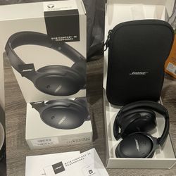 NEW Bose QuietComfort Wireless Noise Cancelling Headphones, Bluetooth Over Ear Headphones with Up To 24 Hours of Battery Life, Black