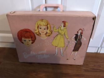 Vintage Barbie and midge doll carry case