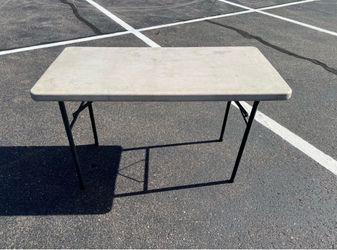 Plastic Folding Table with Metal Legs