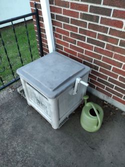 Hose Hideaway Caddy