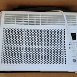 GE 5000 BTU Window Air Conditioner w/ Remote