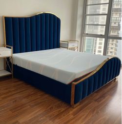 Brand new  king bed frame / Delivery available
