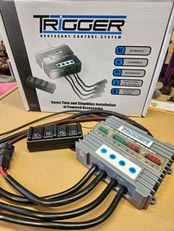 Trigger wireless light accessory control system