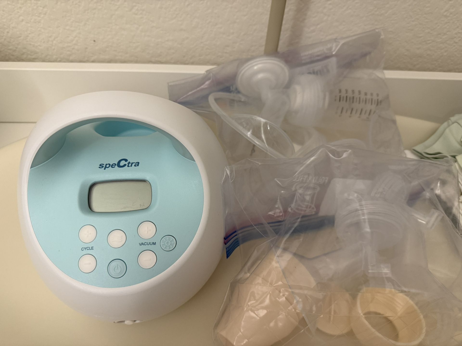 Spectra S1 Plus Portable & Rechargeable Hospital Strength Double Electric Breast Pump