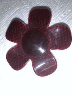 Carbon fiber vintage flower brooch