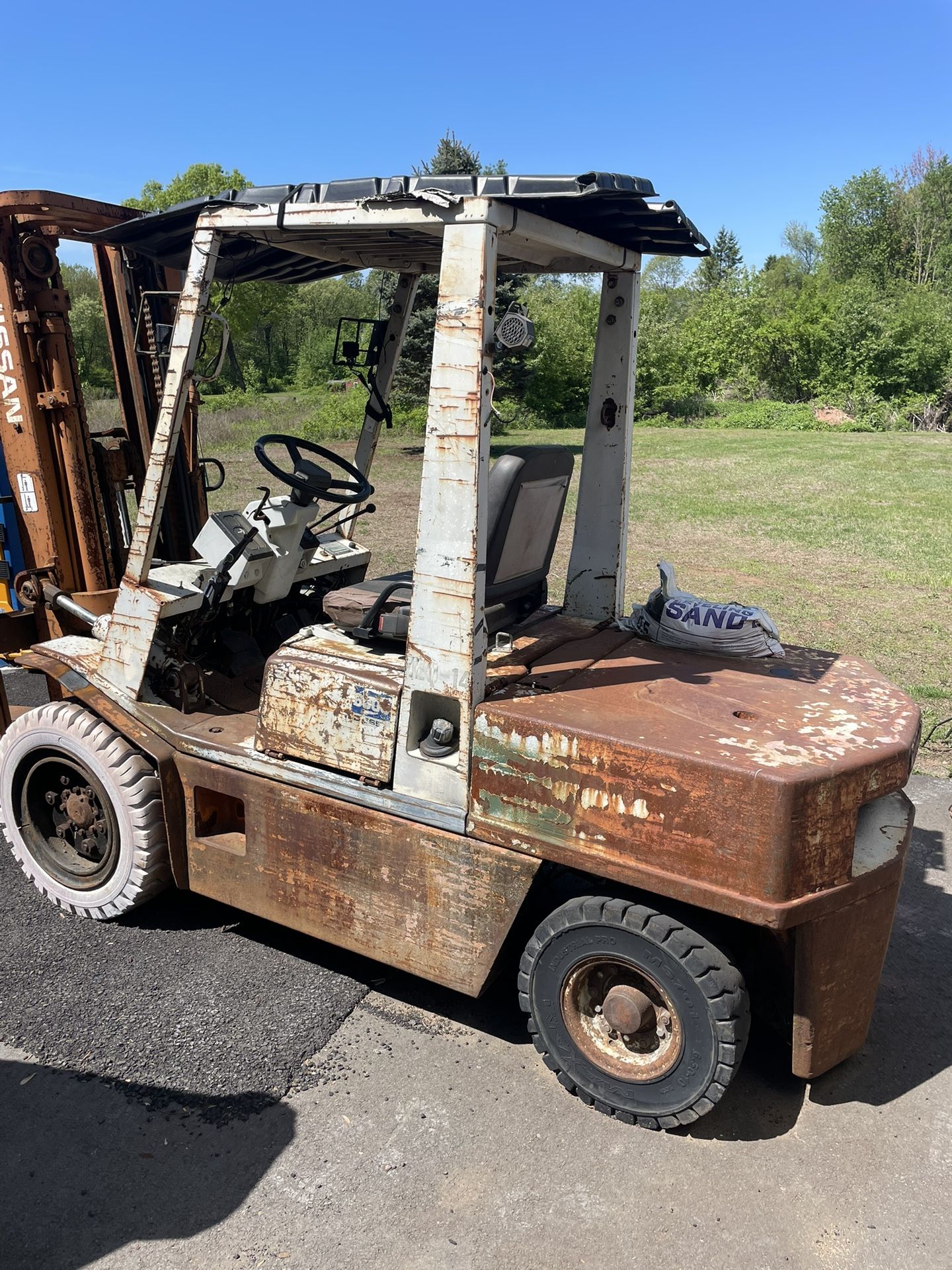 10K Fork Lift. No Leaks. Parts, & Service Manual. Extra Filters