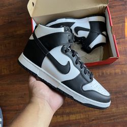 Nike Dunk High Panda Size 10 