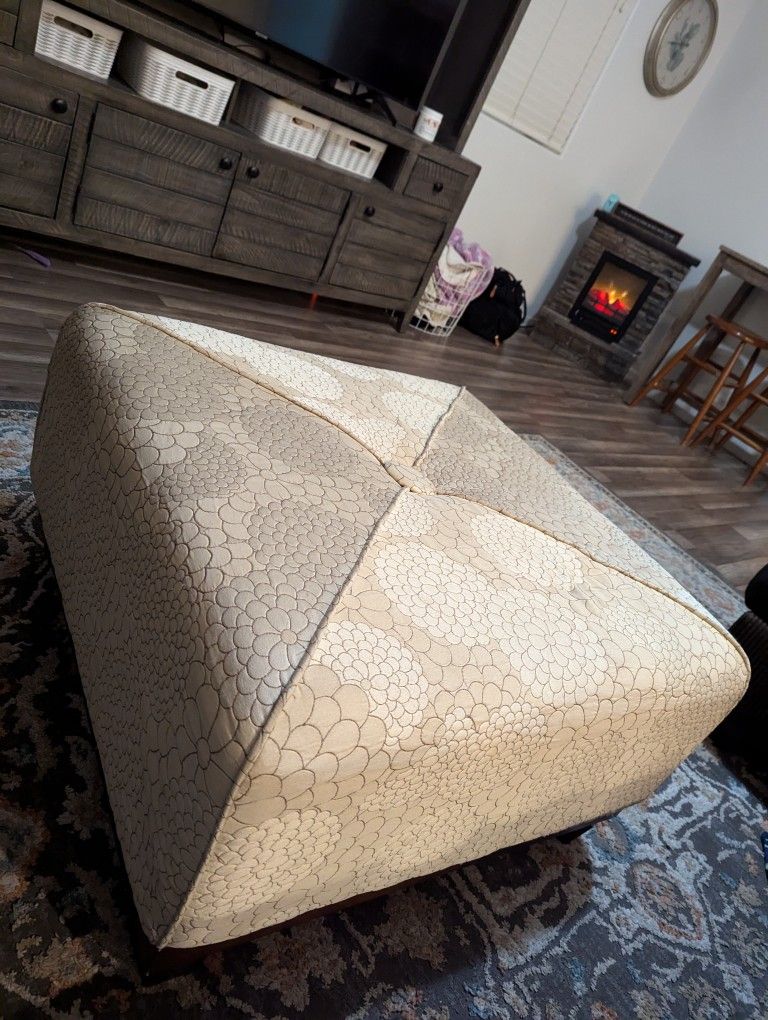 Floral - Cream Ottoman