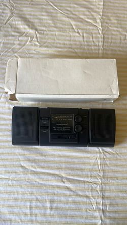 Suntone AM/FM Radio with Cassette Player