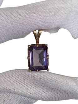 3/4" Purple stone pendant #33091
