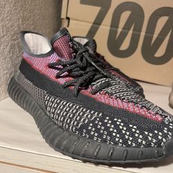 Yecheil Yeezy 350s