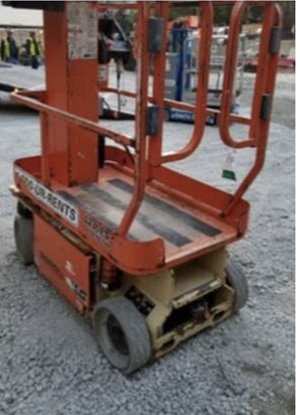 Used equipment for sale (man lift) for Sale in Kirkland, WA OfferUp