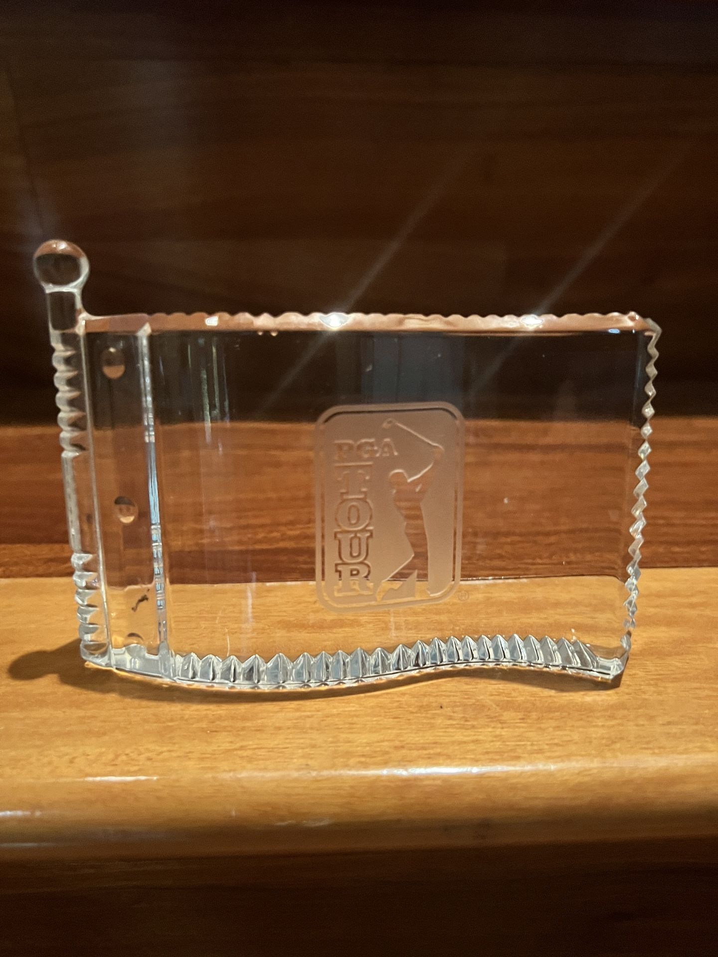 Waterford PGA tour Crystal flag Pin paperweight
