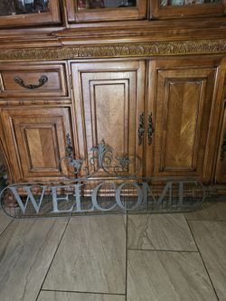 Welcome sign