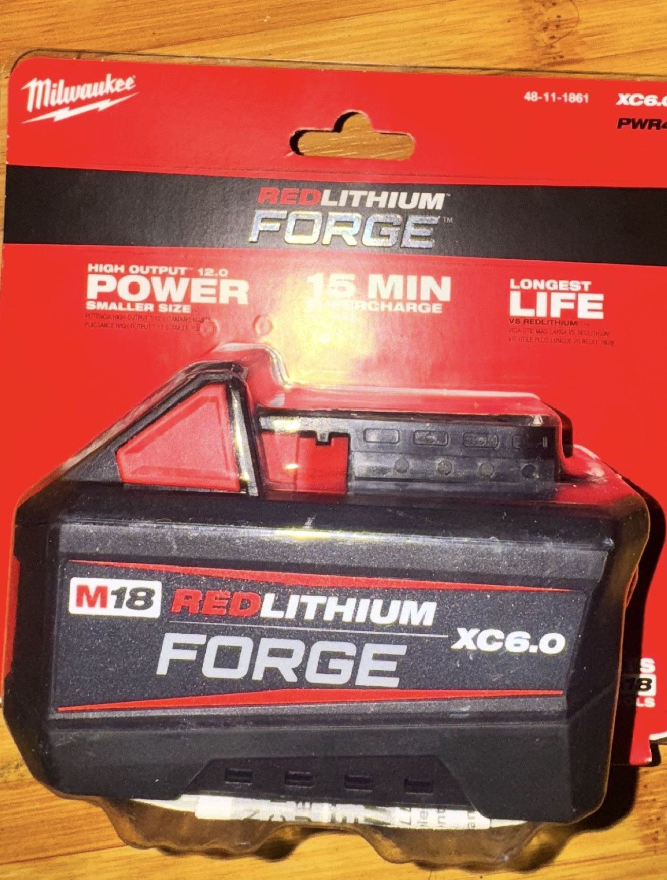 Milwaukee Red lithium forge 6.0 Battery M18