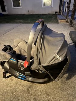 Nuna car seat