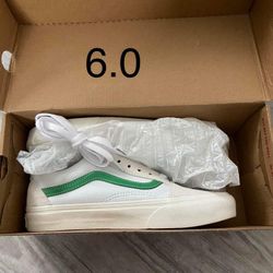 Size 6 Vans