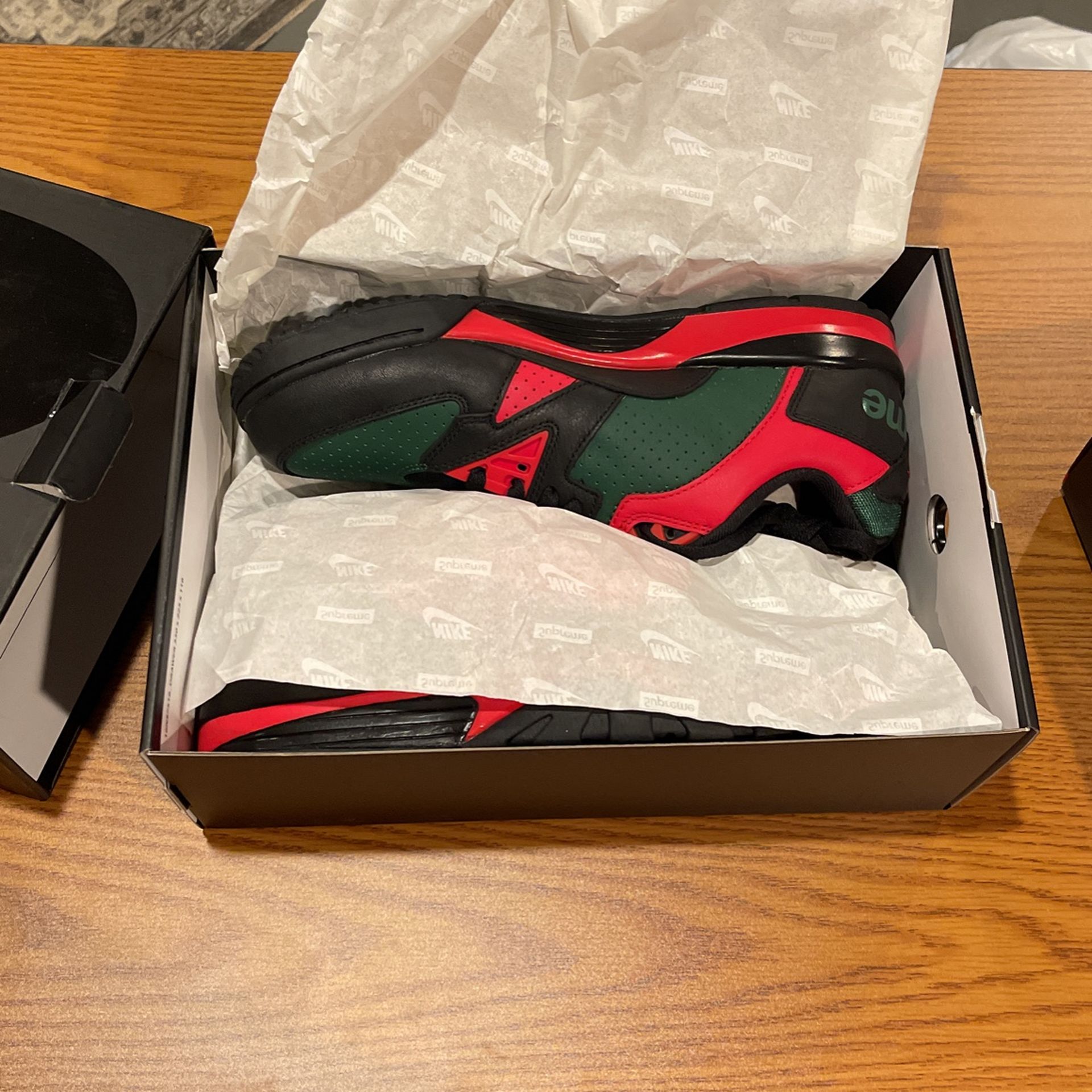 Cross Trainer Low Supreme Gucci