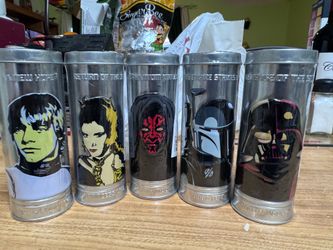 5 of 7 Star Wars watches  NEW