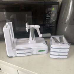 Vegetable Spiralizer 