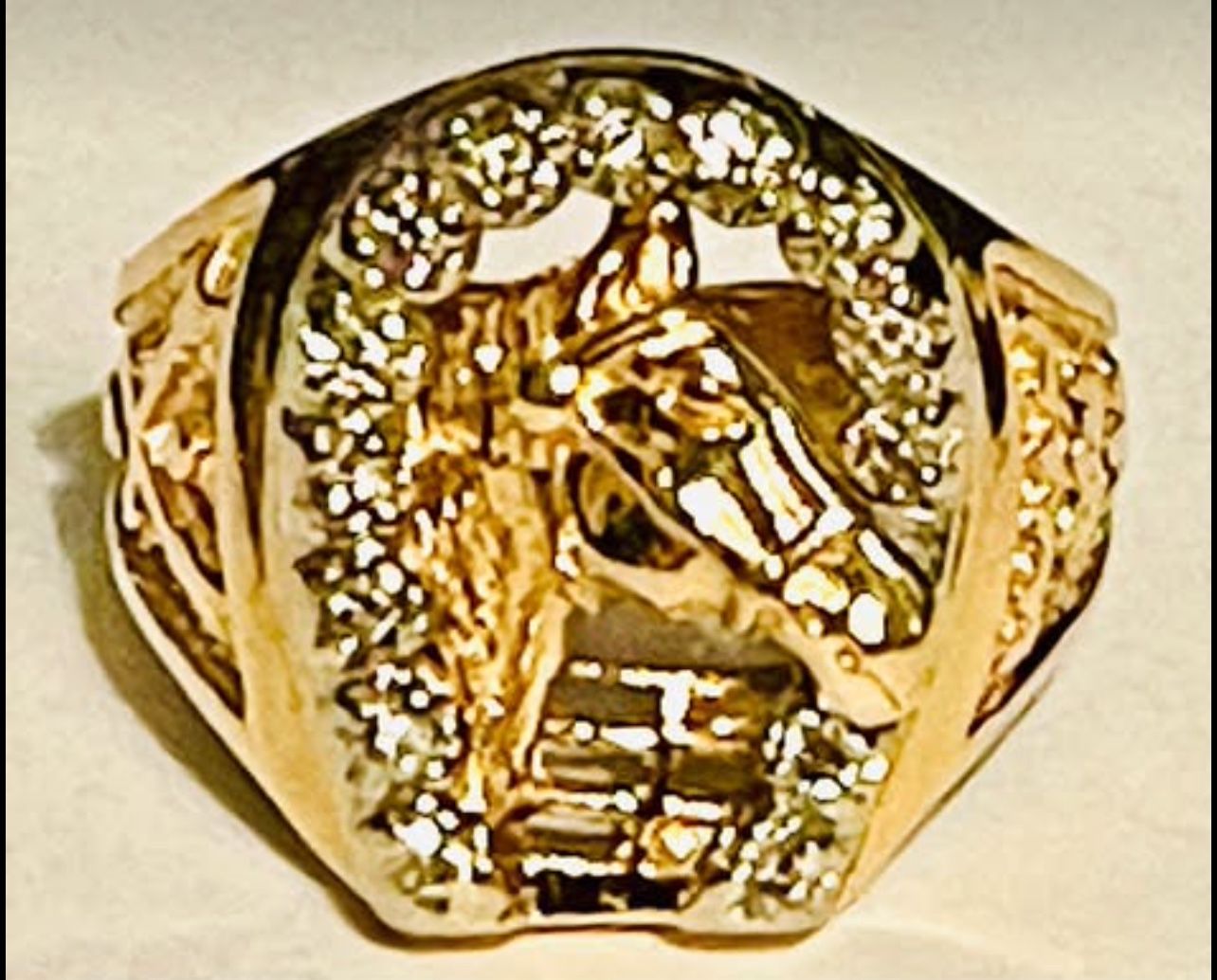 Men’s 14k yellow gold lucky Horseshoe Horsehead .25ctw diamond men’s ring