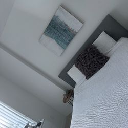 Queen Lull Original 10" Mattress - 1 Year Old (Retail $799) $200