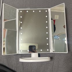 Light-Up Vanity Desk Mirror