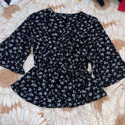 Woman’s Shirt Medium