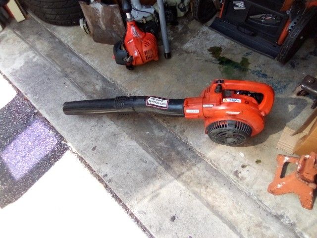 Leaf Blower