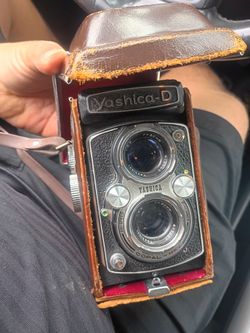 Yashica-D TLR 120 Film Camera