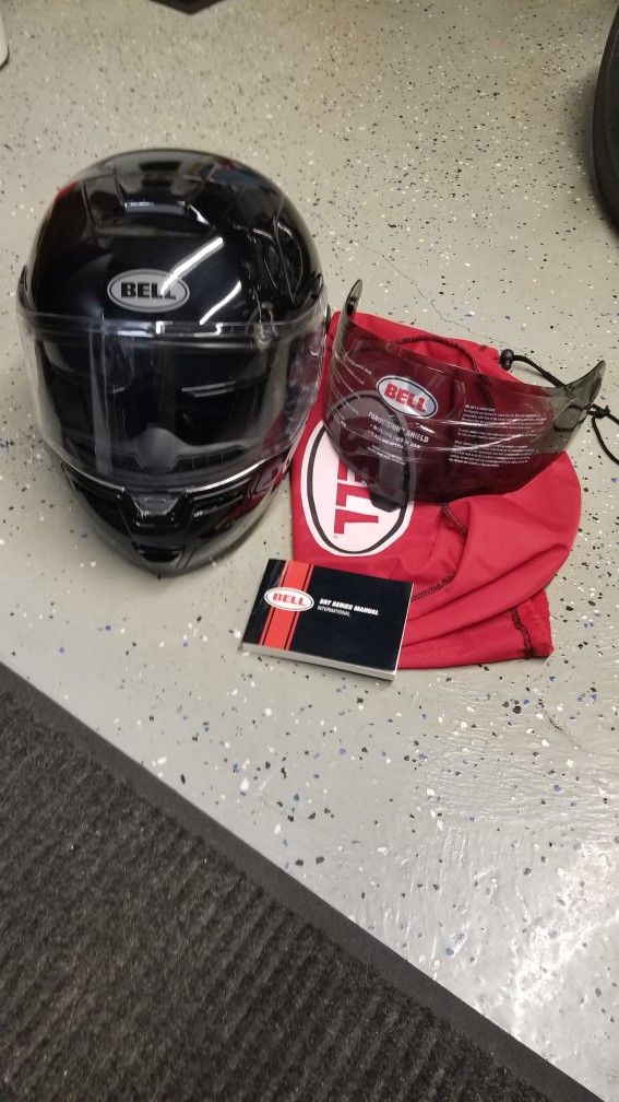 Bell Helmet  SRT Size Medium