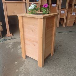 12Wx12Lx24H+2"legs cedar planters 