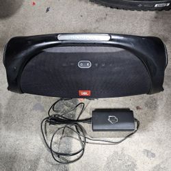 JBL Boombox 2 In Good Condition