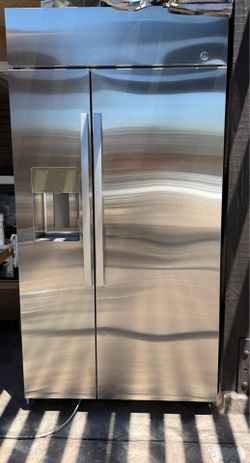 GE Refrigerator 42”