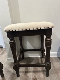 Backless Counter Stool with Nailhead Trim