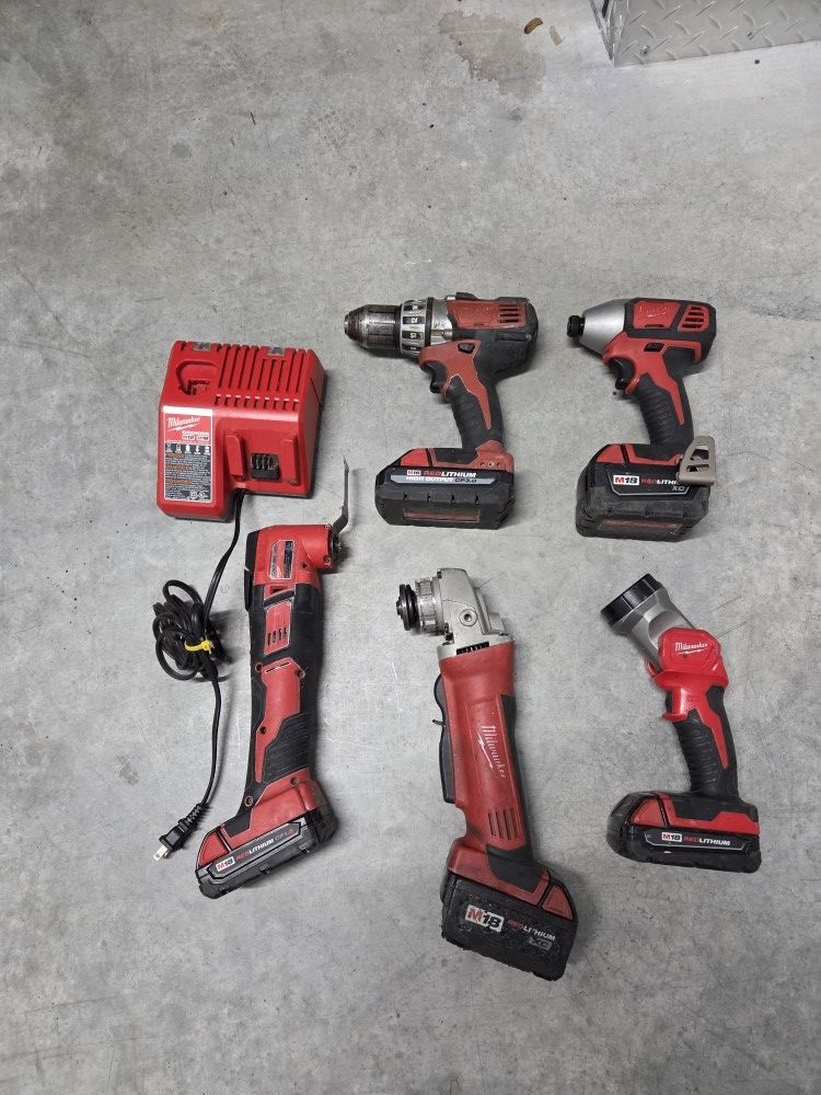 Millwaukee Cordless Tool Set (5 Tools)