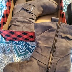 Brand New Boots Size 11