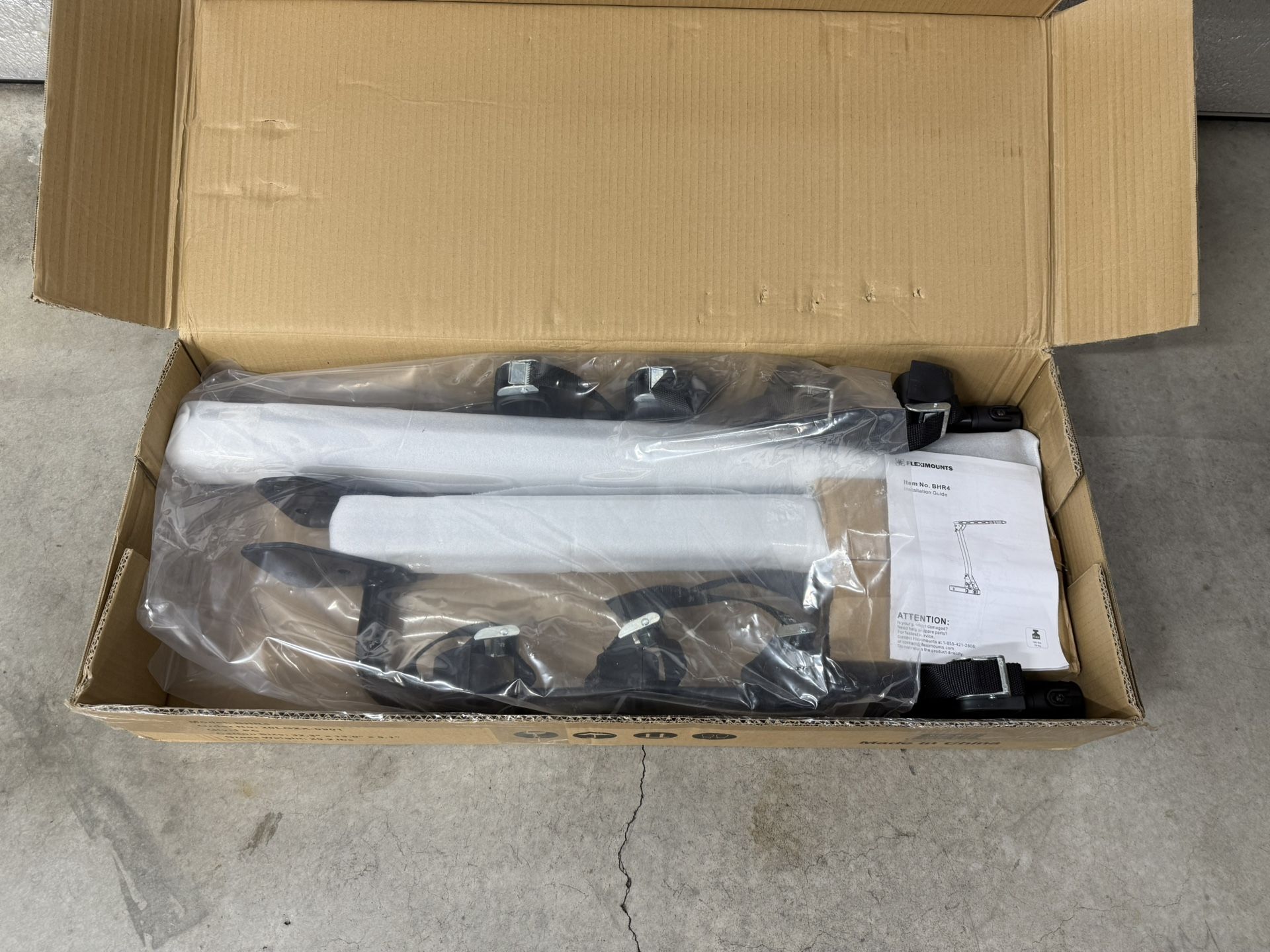 NIB Tow Hitch Bike Rack for 4 Bikes